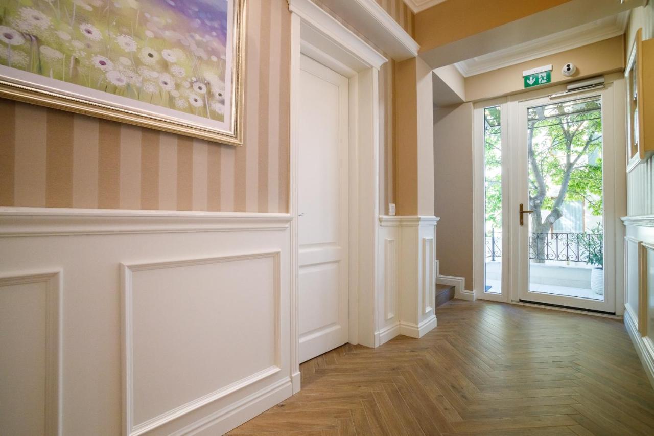 Pensiunea Casa Sturza Bacău エクステリア 写真